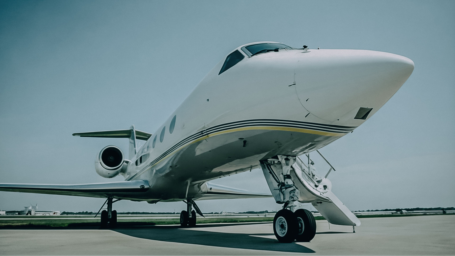 private jet charter routes to Greece